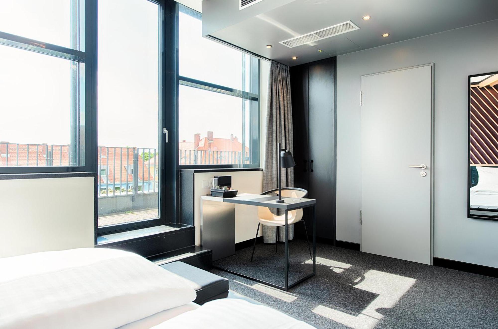 B&B Hotel Aalborg Exterior photo